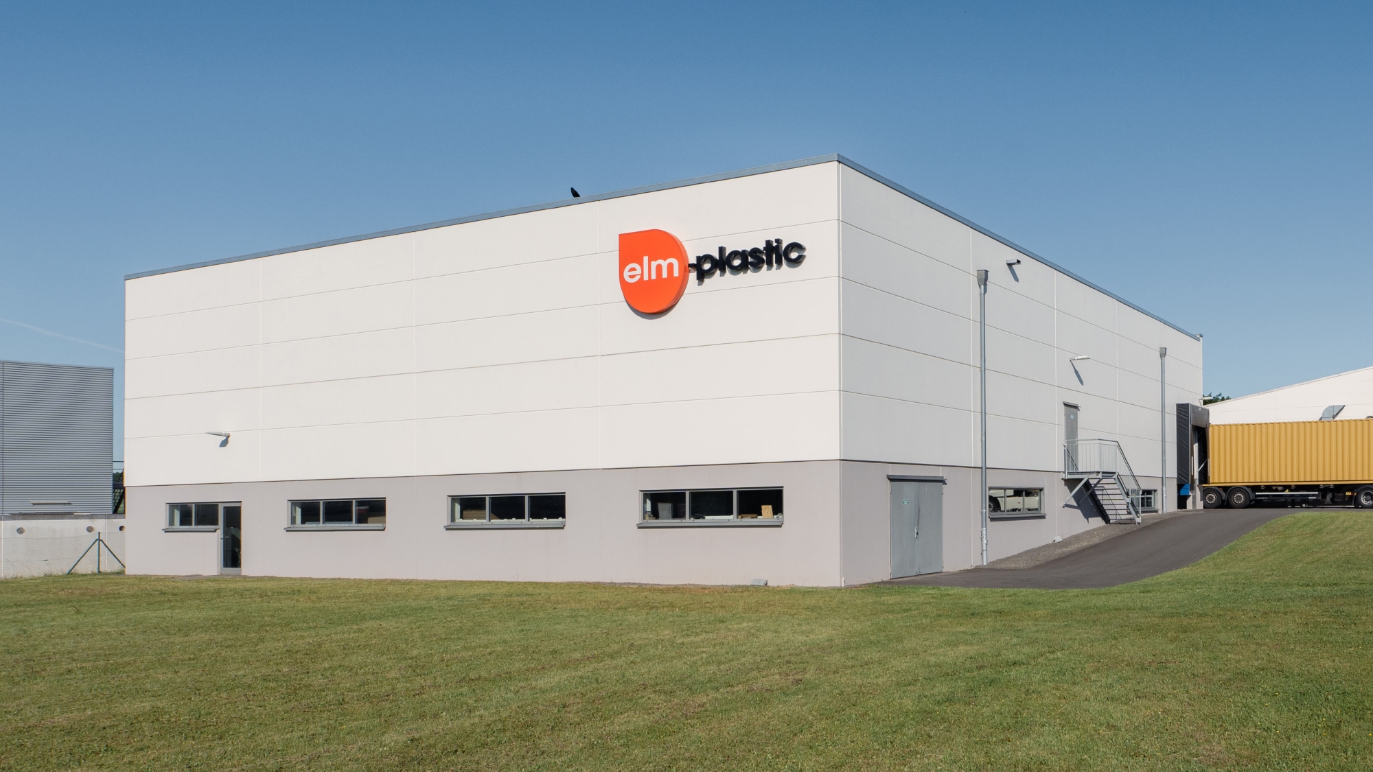 elmplastic Gebäude Dudeldorf elmplastic Gebäude Dudeldorf